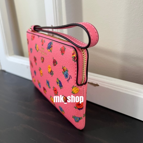 COACH Mini Vintage Rose Print Corner Zip Wristlet - Picture 5 of 15